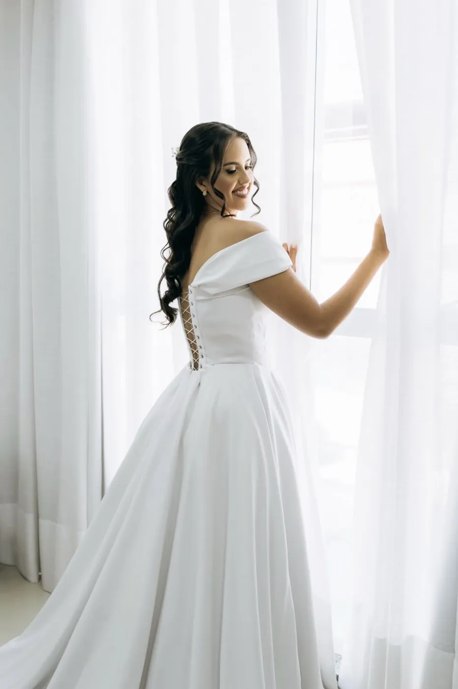 Vestido de noiva Nandes Trajes Finos